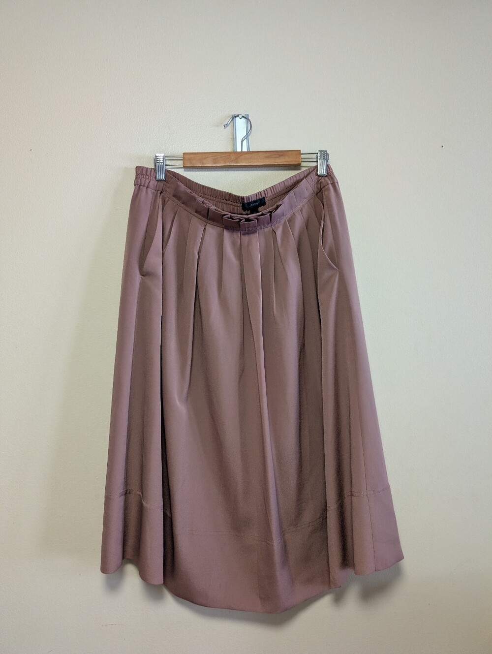 J.Crew Pleated Midi Skirt Size 12 Dusty Mauve Satin Look Elastic Waist